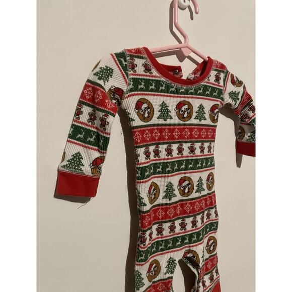 Bucees Christmas Bodysuit Pajama Size 3 Months Beaver Christmas Buc-ees - Picture 2 of 5